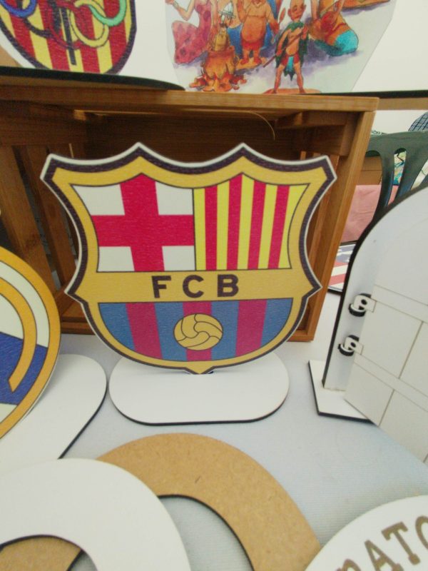 Escudo equipo en madera - Imagen 5